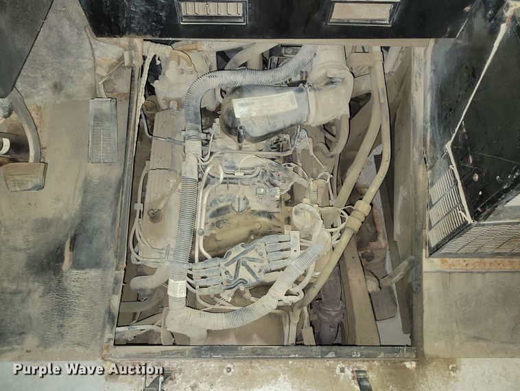 image for item NB9975 1997 Chevrolet  CP30 delivery van