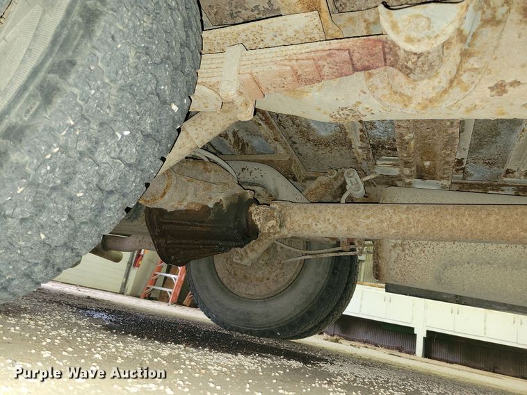 image for item NB9975 1997 Chevrolet  CP30 delivery van