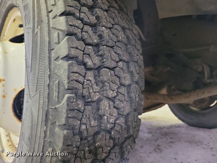 image for item NB9975 1997 Chevrolet  CP30 delivery van