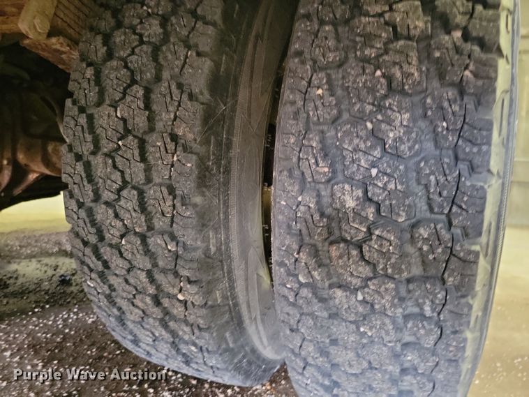 image for item NB9975 1997 Chevrolet  CP30 delivery van