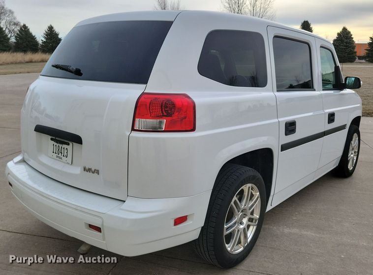 image for item NB9987 2014 MV-1 LX handicap accessible van