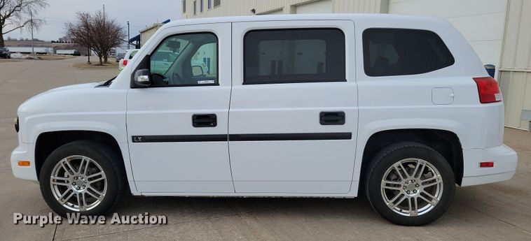 image for item NB9987 2014 MV-1 LX handicap accessible van