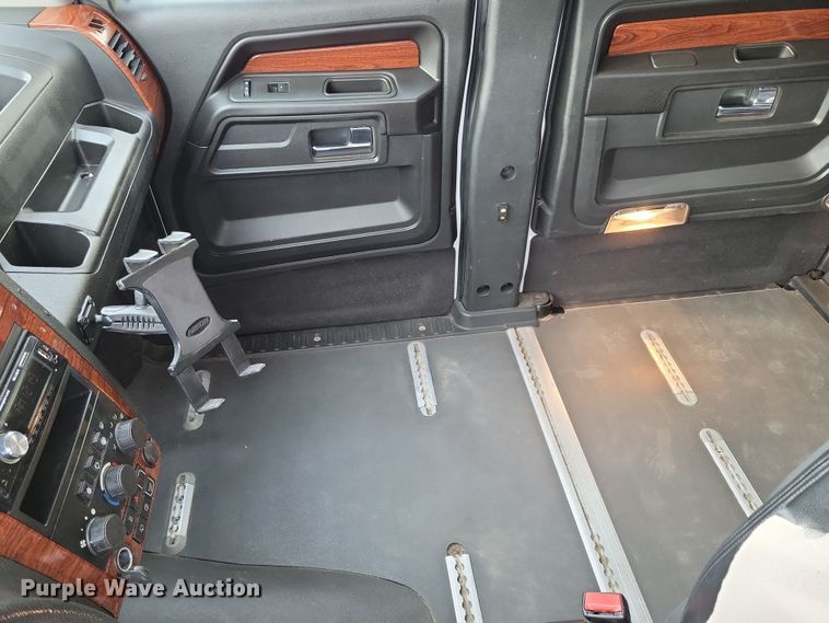 image for item NB9987 2014 MV-1 LX handicap accessible van