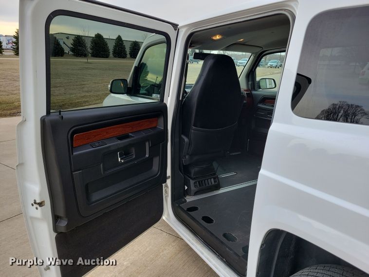 image for item NB9987 2014 MV-1 LX handicap accessible van