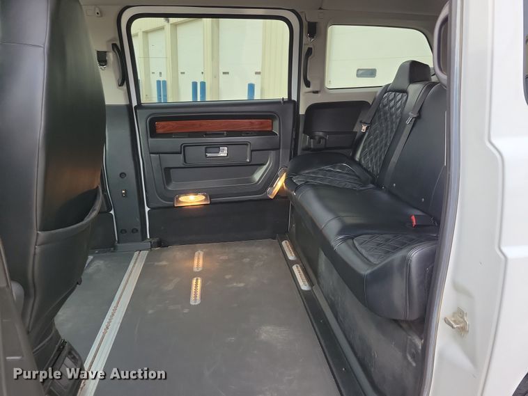 image for item NB9987 2014 MV-1 LX handicap accessible van