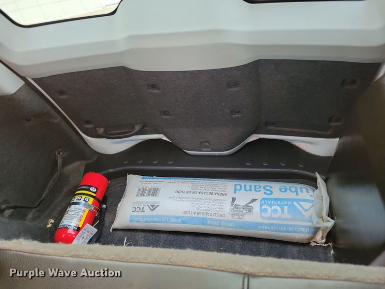 image for item NB9987 2014 MV-1 LX handicap accessible van