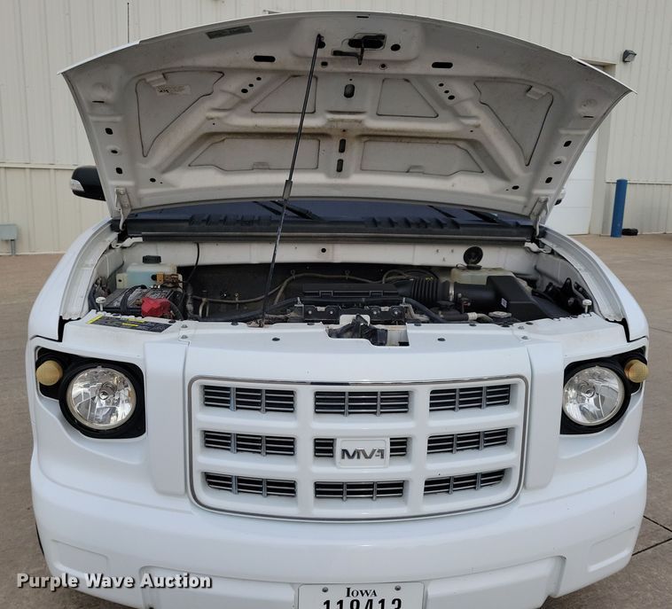 image for item NB9987 2014 MV-1 LX handicap accessible van