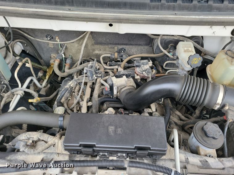 image for item NB9987 2014 MV-1 LX handicap accessible van