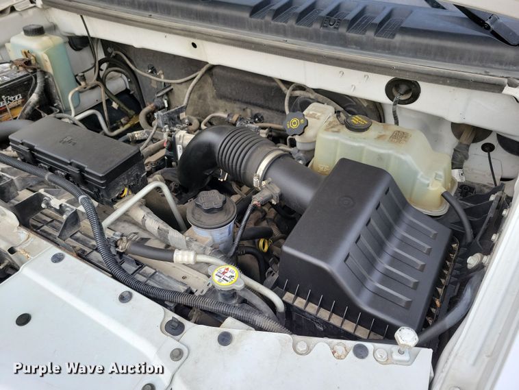 image for item NB9987 2014 MV-1 LX handicap accessible van