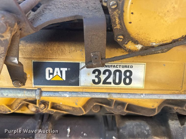 image for item NN9573 1979 Ford 8000 truck cab and chassis