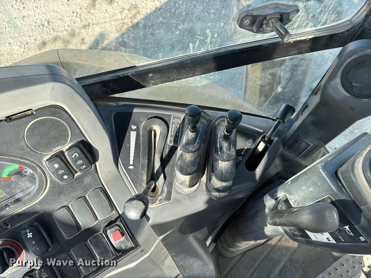 image for item NN9707 2015 Caterpillar 416F2 backhoe