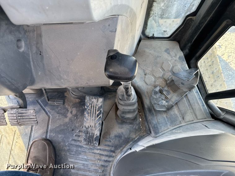 image for item NN9707 2015 Caterpillar 416F2 backhoe