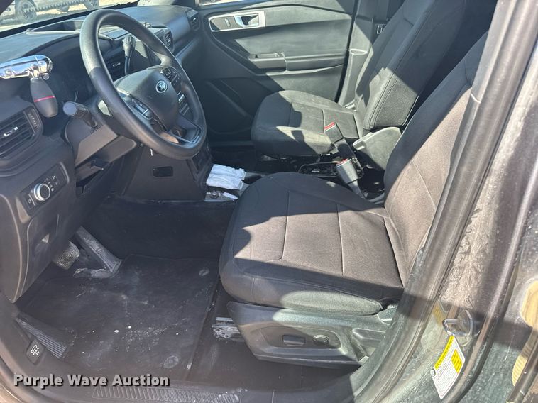 image for item NN9708 2021 Ford Explorer Police Interceptor SUV