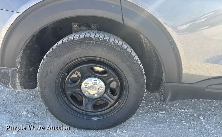 image for item NN9708 2021 Ford Explorer Police Interceptor SUV