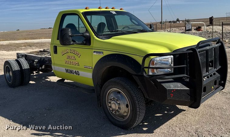 image for item NN9710 2007 Ford F550 truck cab and chassis