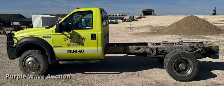 image for item NN9710 2007 Ford F550 truck cab and chassis