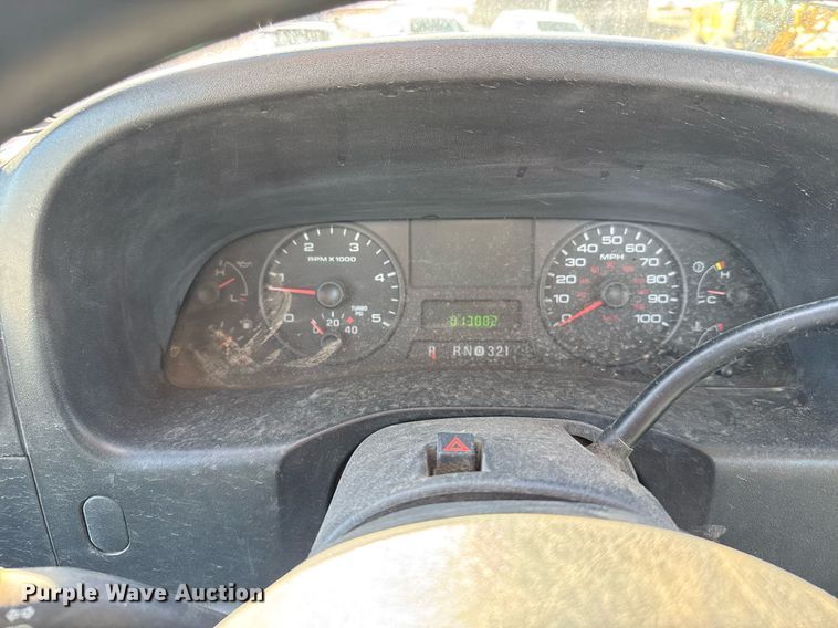 image for item NN9710 2007 Ford F550 truck cab and chassis