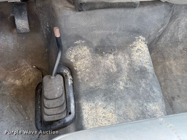 image for item NN9710 2007 Ford F550 truck cab and chassis