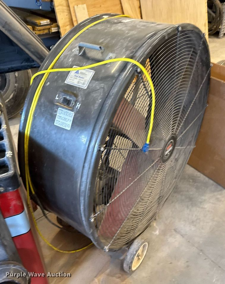 image for item NN9713 (3) fans