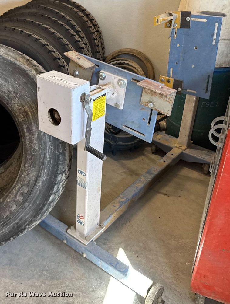 image for item NN9714 OTC engine stand