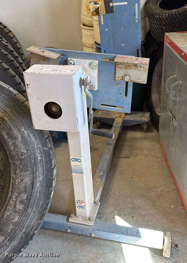 image for item NN9714 OTC engine stand