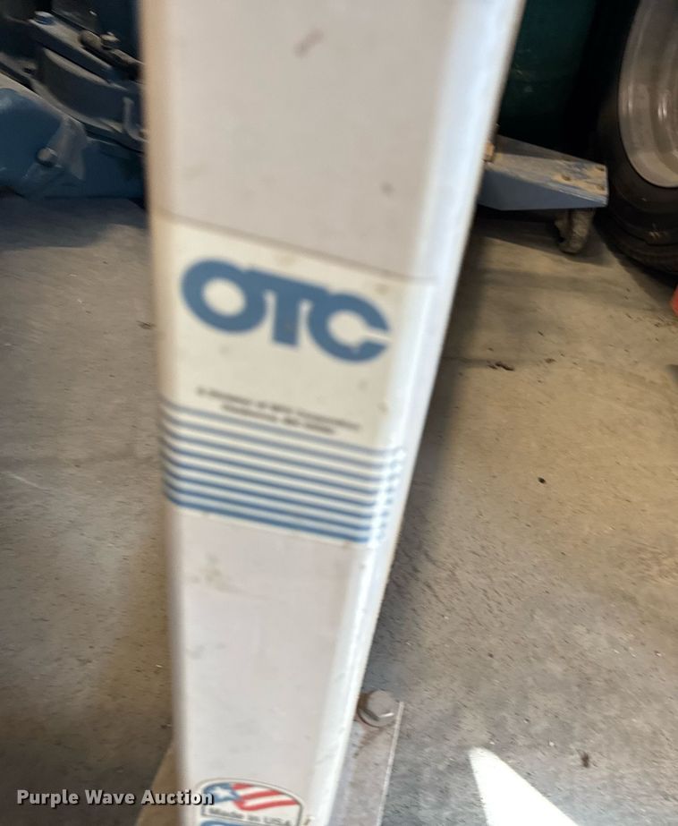 image for item NN9714 OTC engine stand
