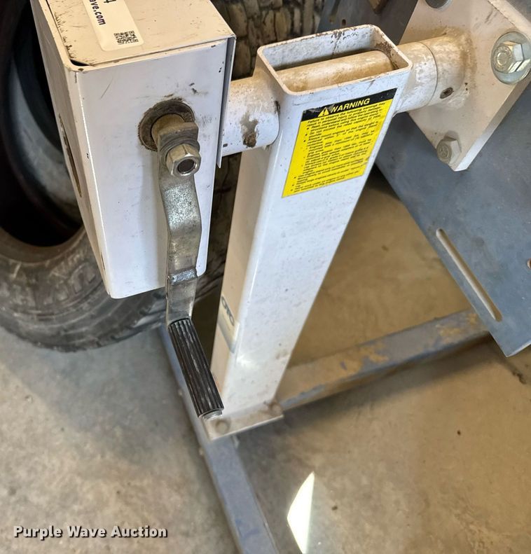 image for item NN9714 OTC engine stand