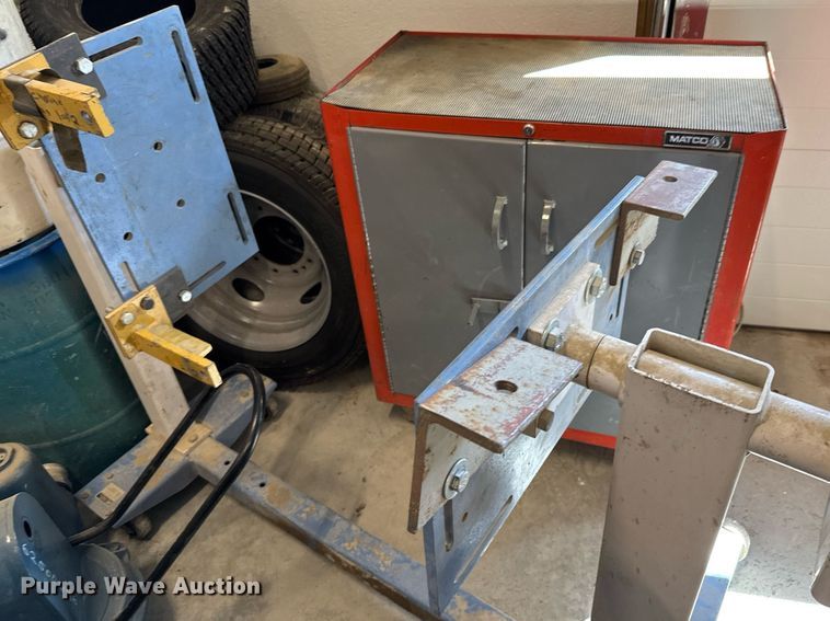 image for item NN9714 OTC engine stand