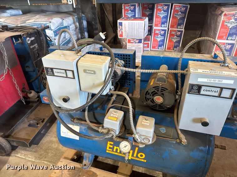 image for item NN9720 Emqlo air compressor