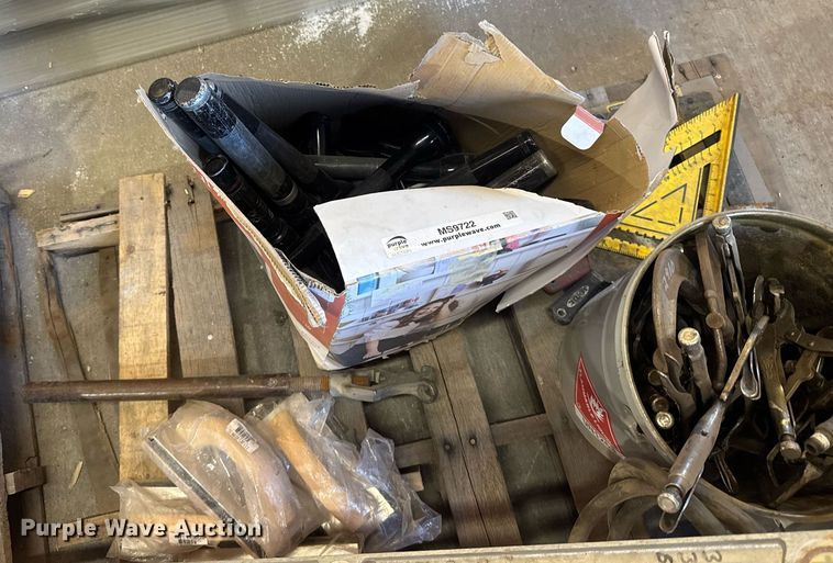 image for item NN9721 Tools