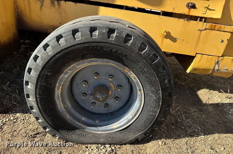 image for item NN9726 1997 Wiggins W60 0BS forklift