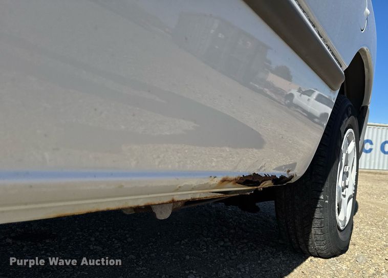 image for item NN9727 1998 Dodge Caravan van