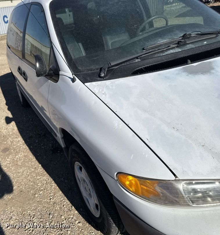 image for item NN9727 1998 Dodge Caravan van