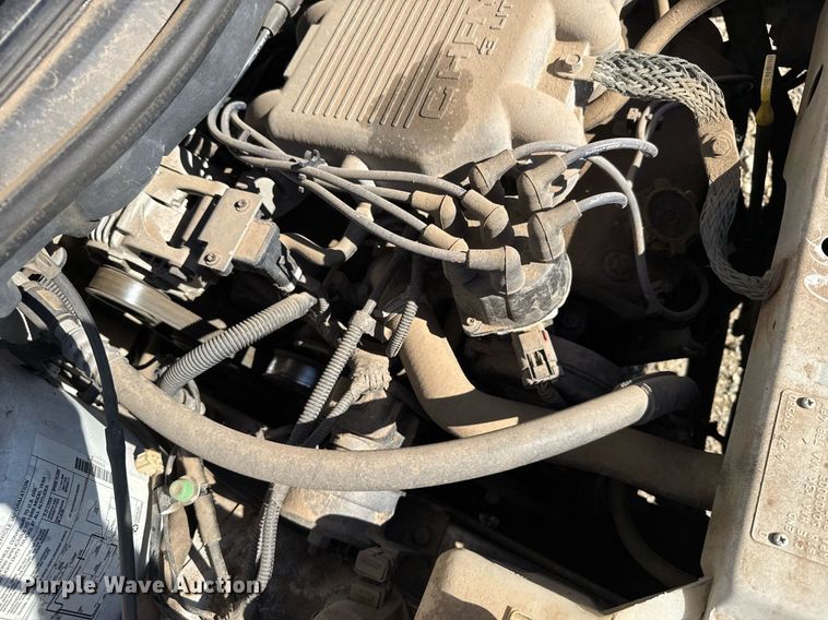 image for item NN9727 1998 Dodge Caravan van