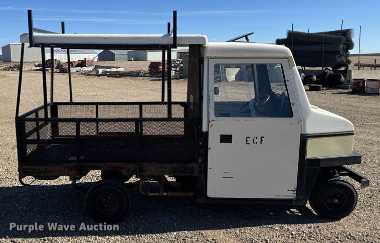 image for item NN9728 1991 Cushman Truckster utility vehicle