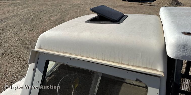 image for item NN9728 1991 Cushman Truckster utility vehicle