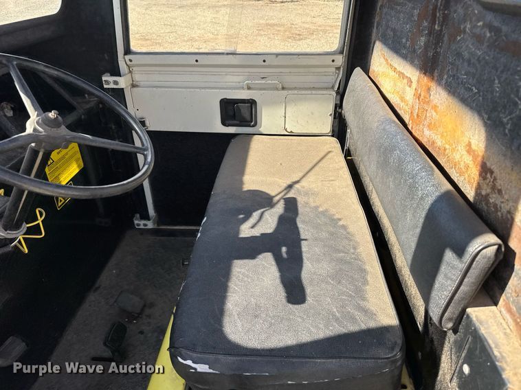 image for item NN9728 1991 Cushman Truckster utility vehicle