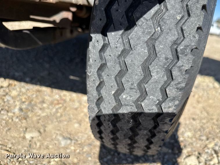 image for item NN9728 1991 Cushman Truckster utility vehicle