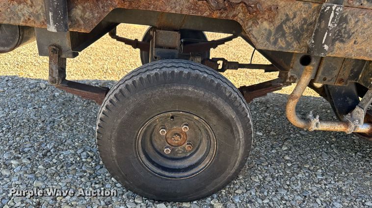 image for item NN9728 1991 Cushman Truckster utility vehicle