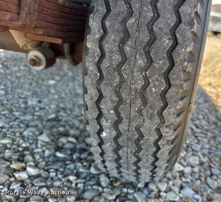 image for item NN9728 1991 Cushman Truckster utility vehicle