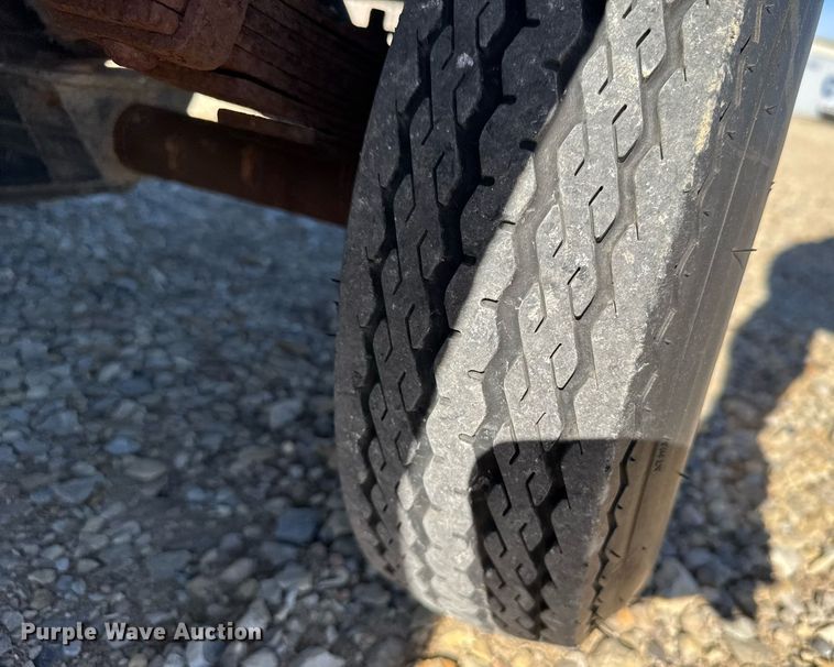 image for item NN9728 1991 Cushman Truckster utility vehicle