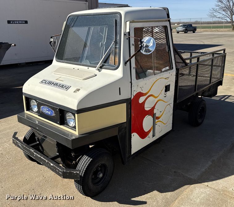 image for item NN9729 1991 Cushman Truckster utility vehicle