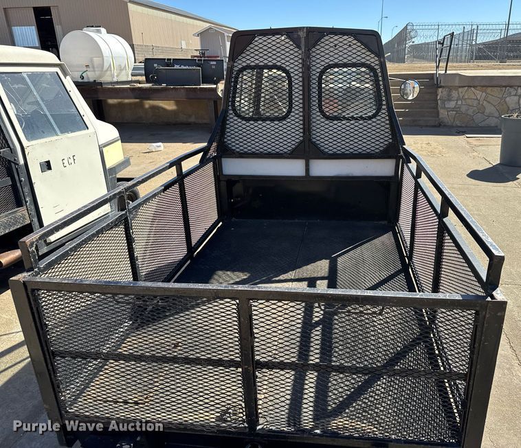 image for item NN9729 1991 Cushman Truckster utility vehicle