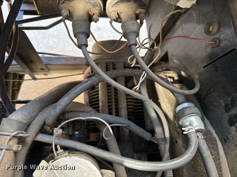 image for item NN9729 1991 Cushman Truckster utility vehicle