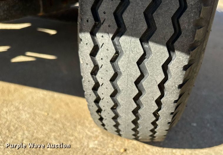 image for item NN9729 1991 Cushman Truckster utility vehicle