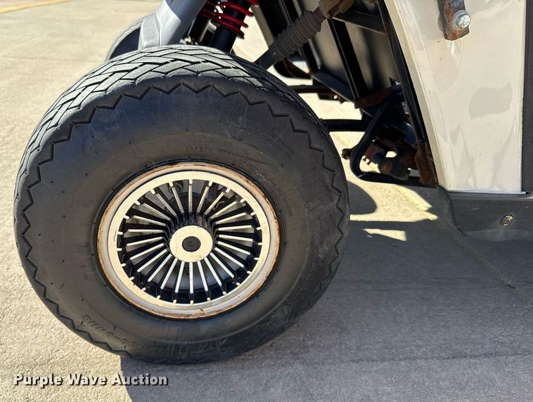 image for item NN9730 E-Z-Go TXT golf cart