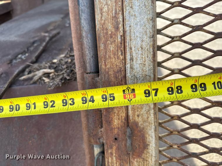 image for item NN9732 1996 Ford F800 refuse truck