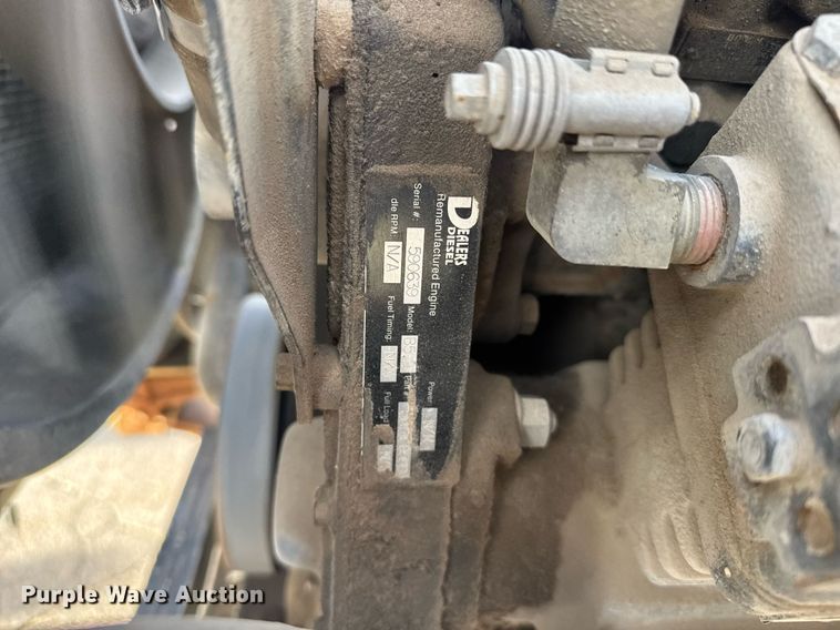 image for item NN9732 1996 Ford F800 refuse truck