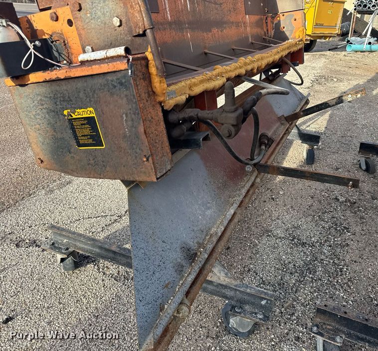 image for item NN9733 (2) Swenson spreaders