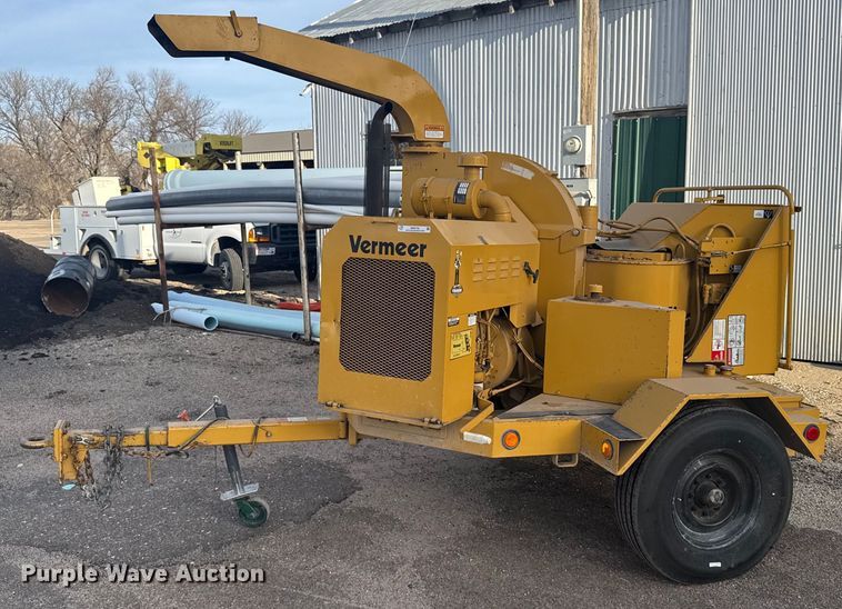 image for item NN9734 1992 Vermeer 1250 wood chipper